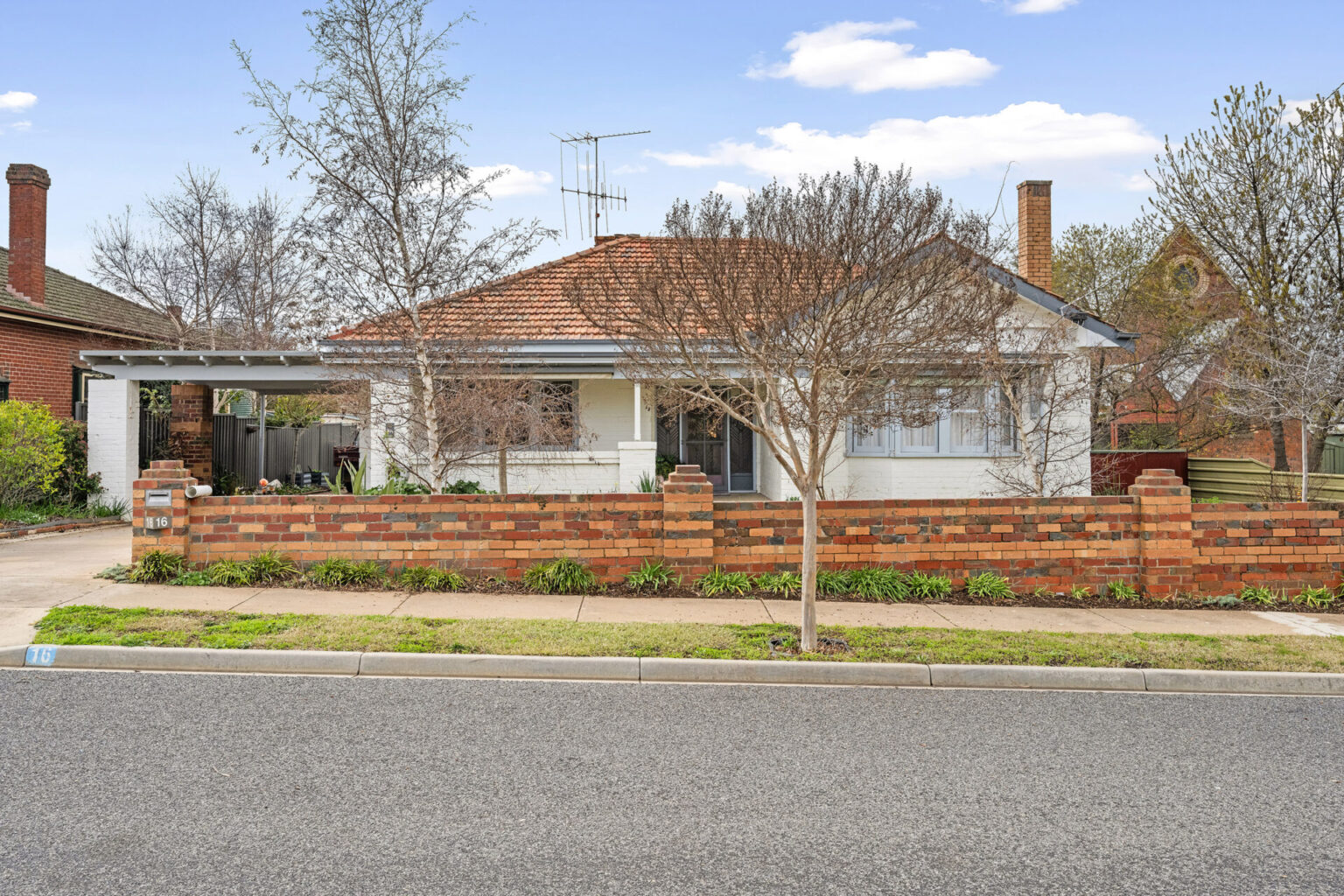019Open2viewID961528 16QueensAvenue